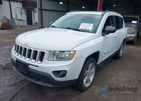 2013 Jeep Compass Limited из США, поврежденный, VIN 1C4NJDCB4DD199656